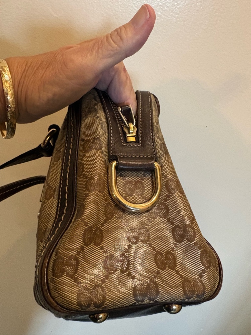 Gucci Brown Monogram Satchel with Gold Bow Accent. Authentic, Vintage Beautiful! - Picture 14 of 16